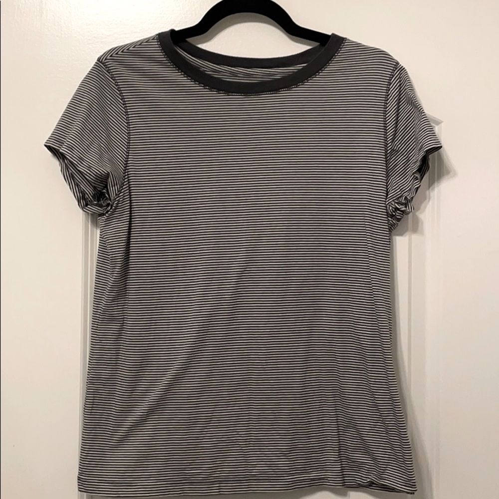 Universal Thread Striped T-shirt